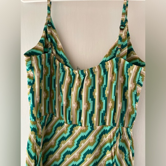 Fossil A-Line Dress with Art Deco / Geometric Design - Picture 5 of 8